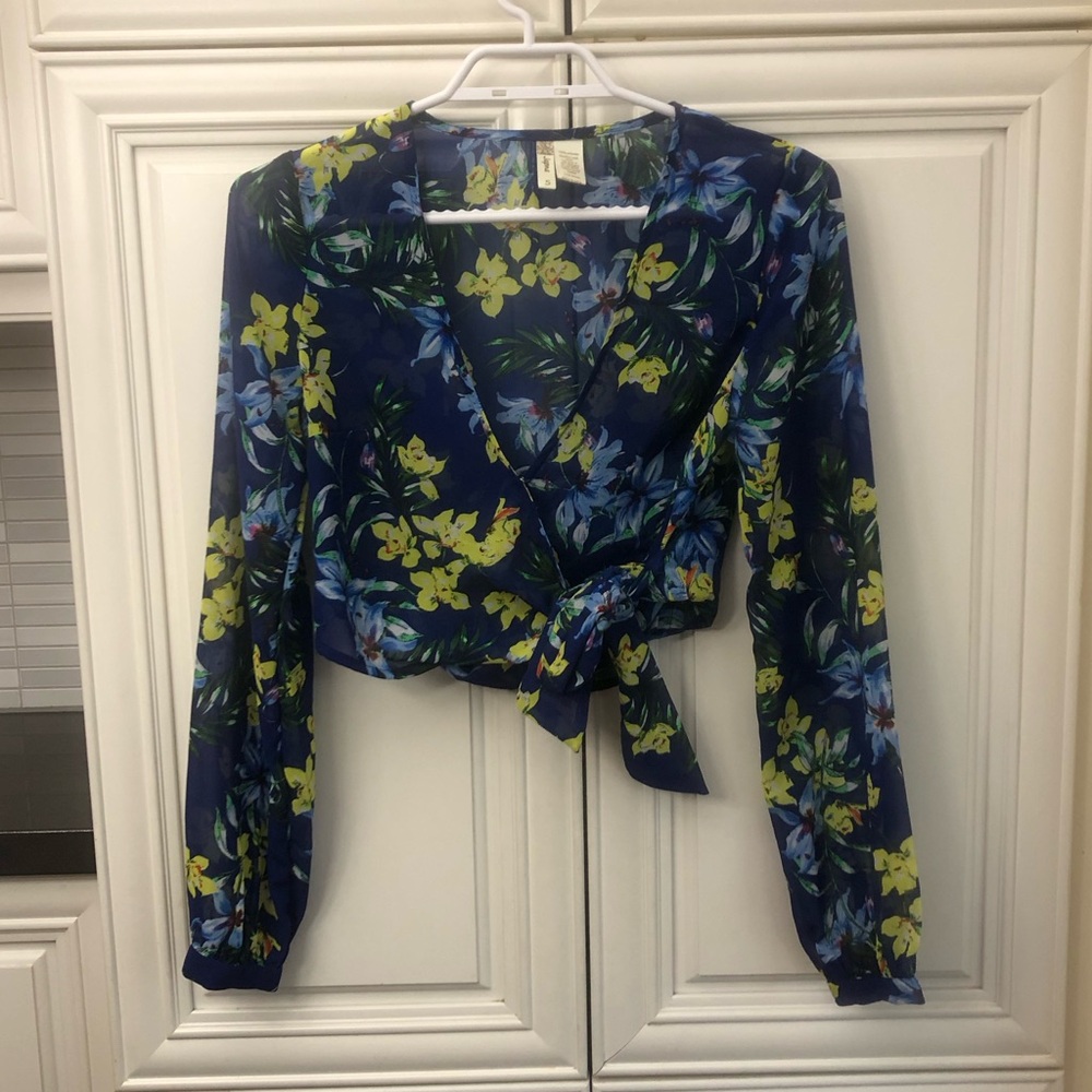 Japna sheer women’s floral crop wrap blouse